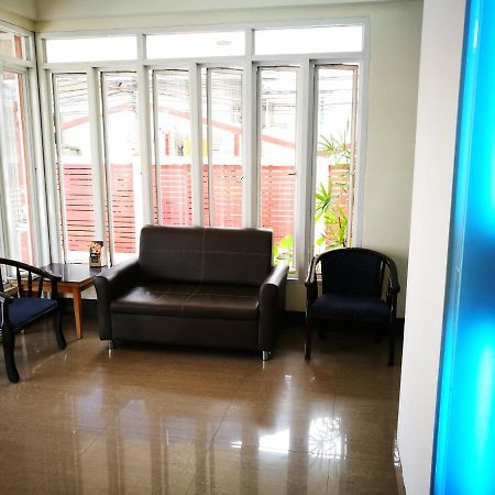 J.Residence Samut Prakan Bagian luar foto