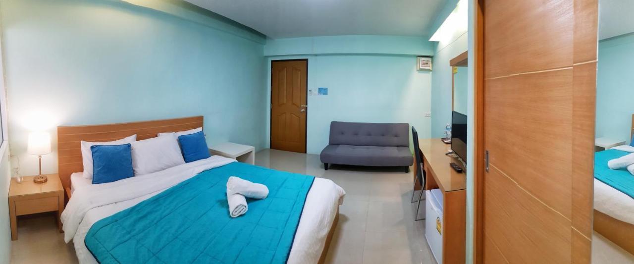 J.Residence Samut Prakan Bagian luar foto